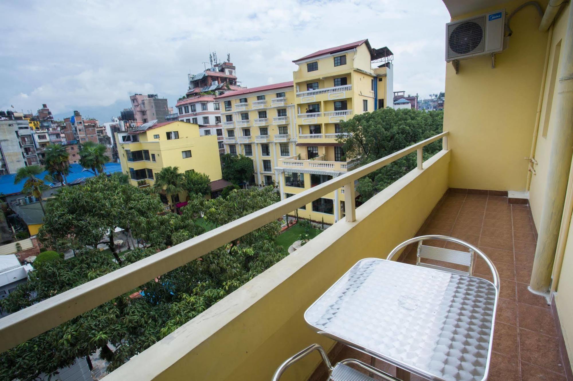 Hotel Highlander, Thamel Catmandu Exterior foto